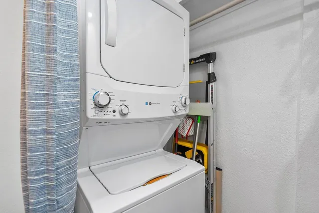 $4,500 | 1040 Banyan Road, Unit 2010, Boca Raton, FL 33432