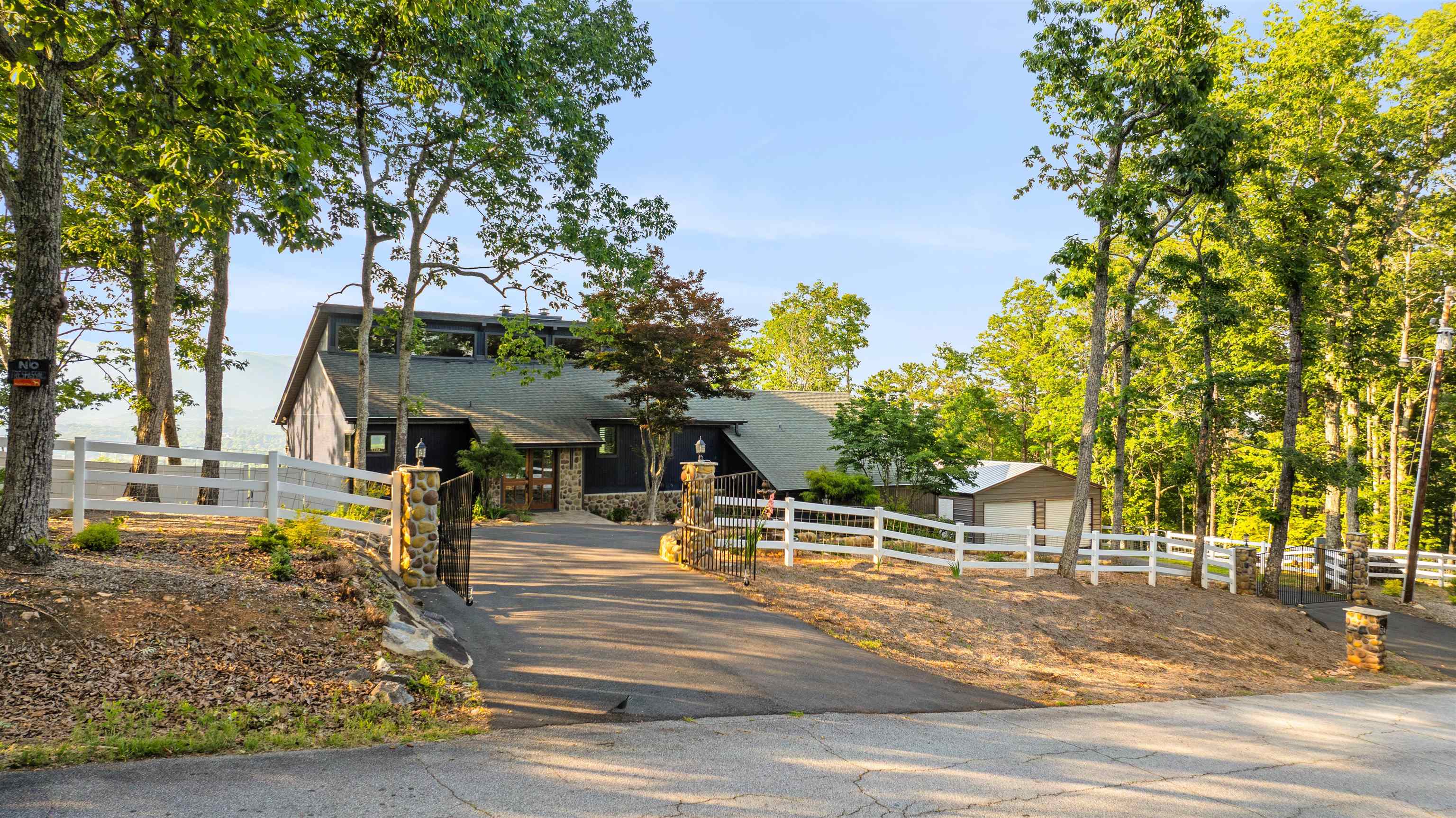 614 Packs Mountain Ridge Road Taylors, SC 29687 - Photo 4 of 47