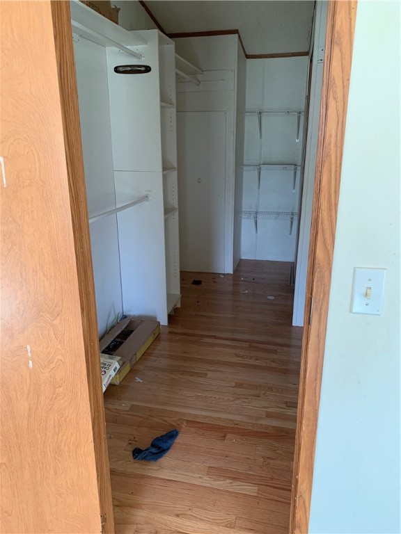 457 McElrath Road Anderson, SC 29624 - Photo 7 of 19 Master Walk-In closet