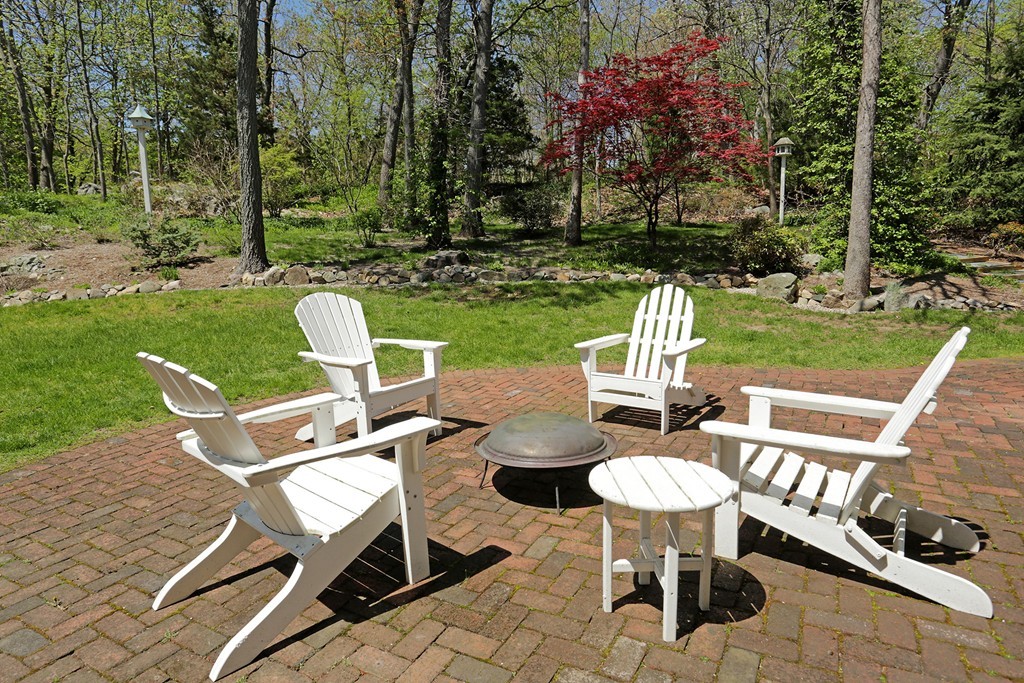 18 Franklin Rodgers Road Hingham, MA 02043 - Photo 26 of 29 Gallery Image 26