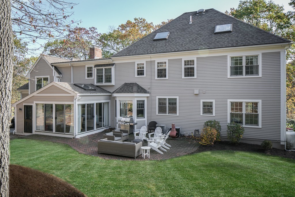18 Franklin Rodgers Road Hingham, MA 02043 - Photo 3 of 29 Gallery Image 3