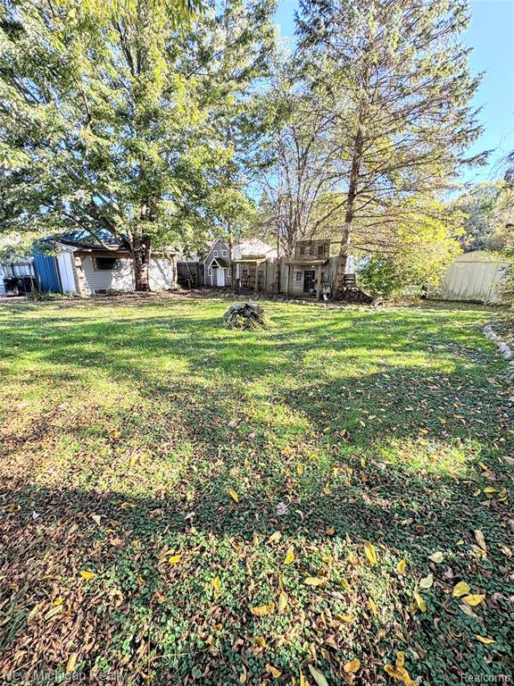 1238 South Genesee Road Burton, MI 48509 - Photo 38 of 38