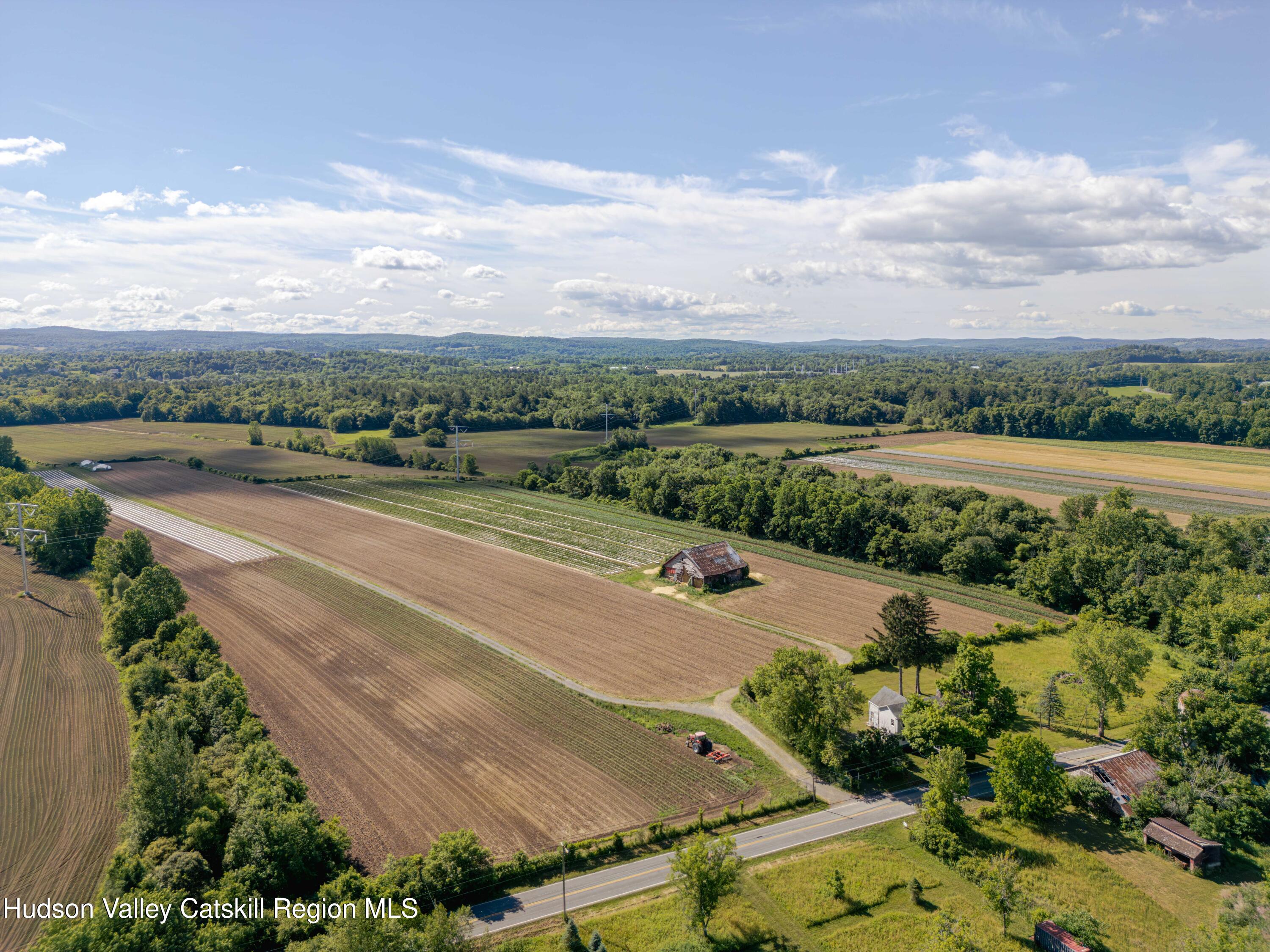 295 Stone Mill Road Hudson, NY 12534 - Photo 7 of 40 295 Stone Mill X This Old Hudson-7