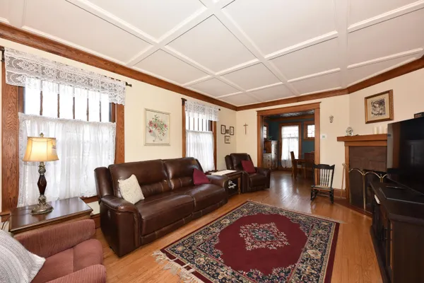 $374,900 | 139 North 8th Avenue, West Bend, WI 53095