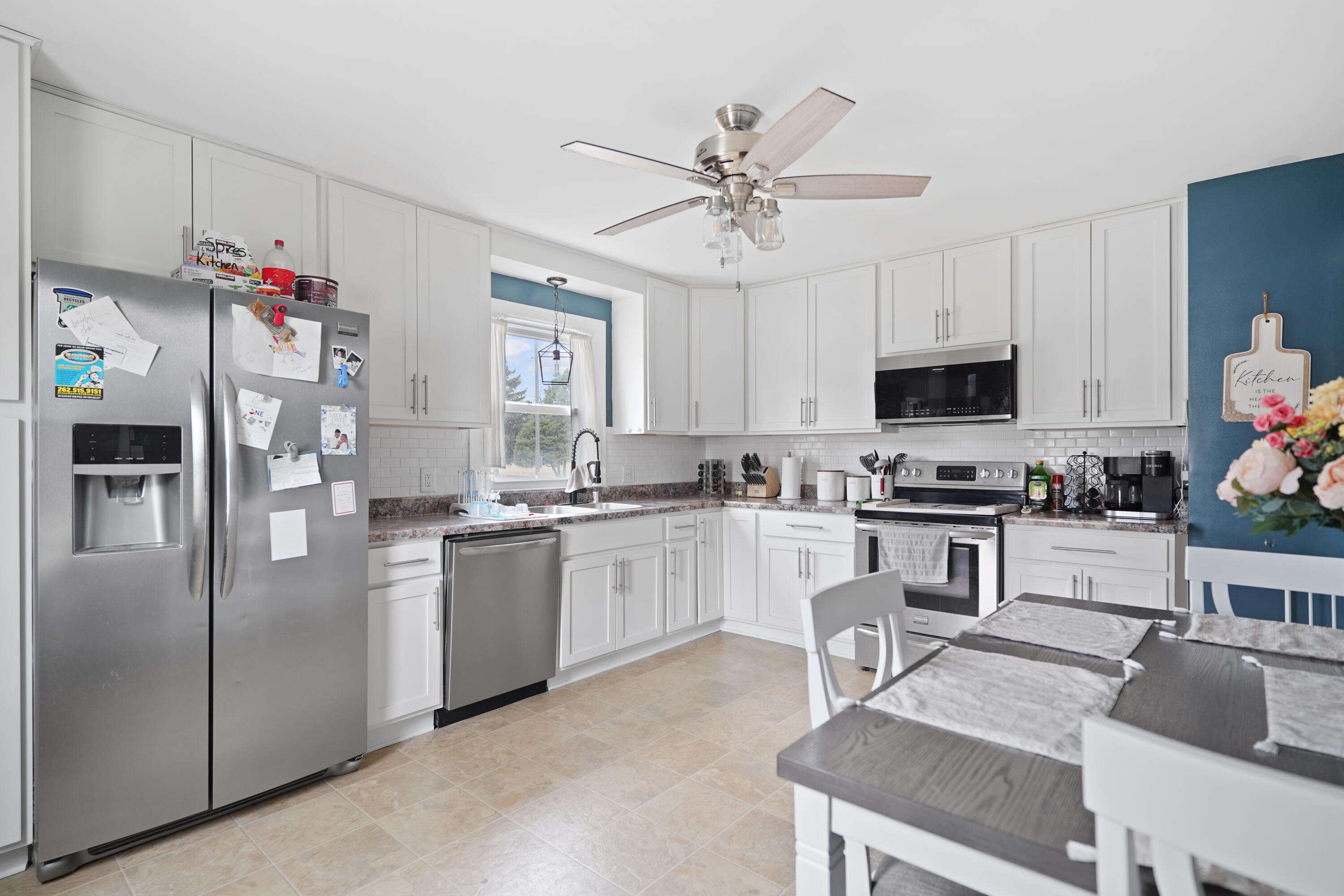 4719 76th Street Pleasant Prairie, WI 53142 - Photo 9 of 38 DSC07660