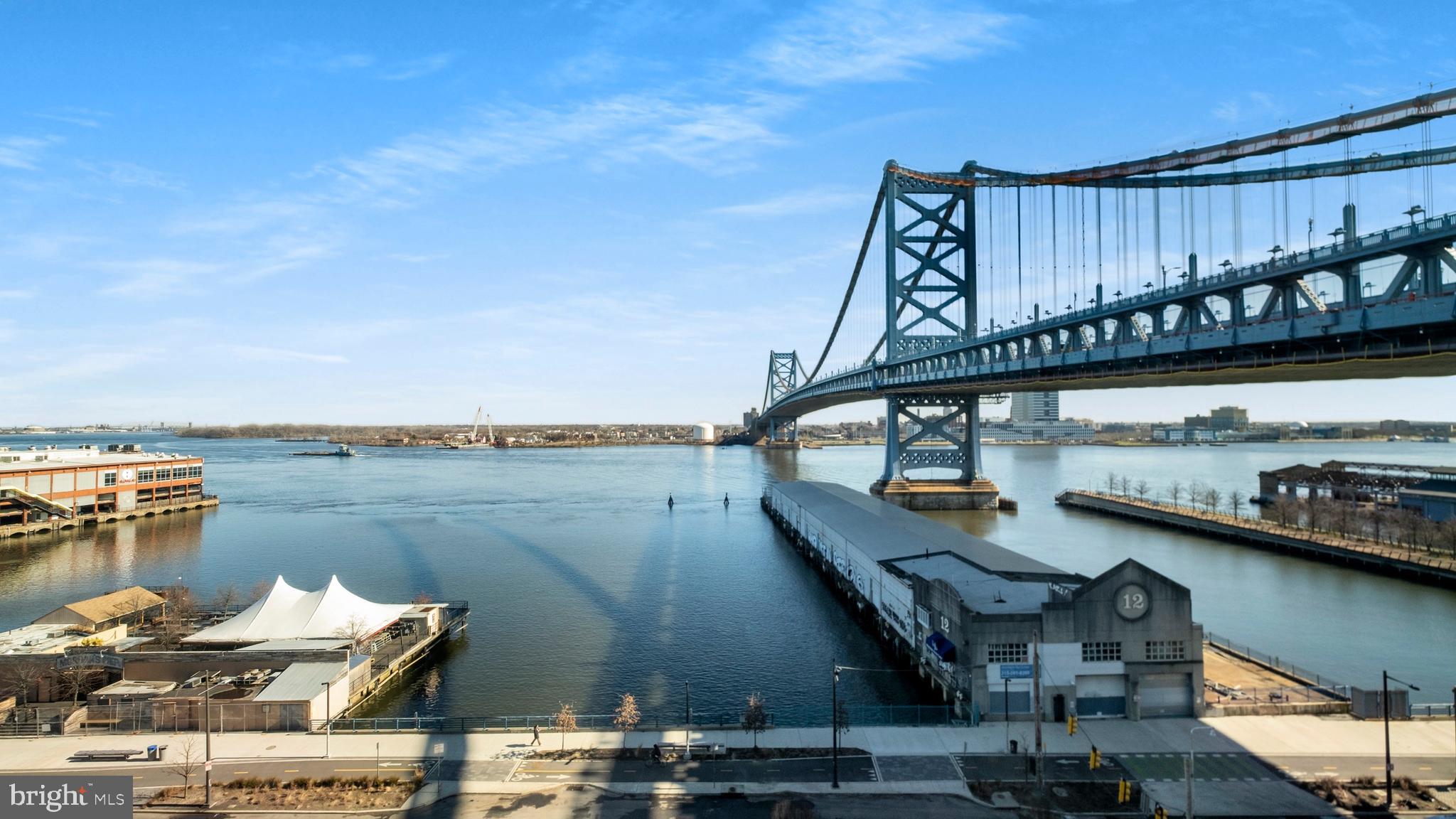 235 North Christopher Columbus Boulevard, Unit 412 Philadelphia, PA 19106 - Photo 48 of 55