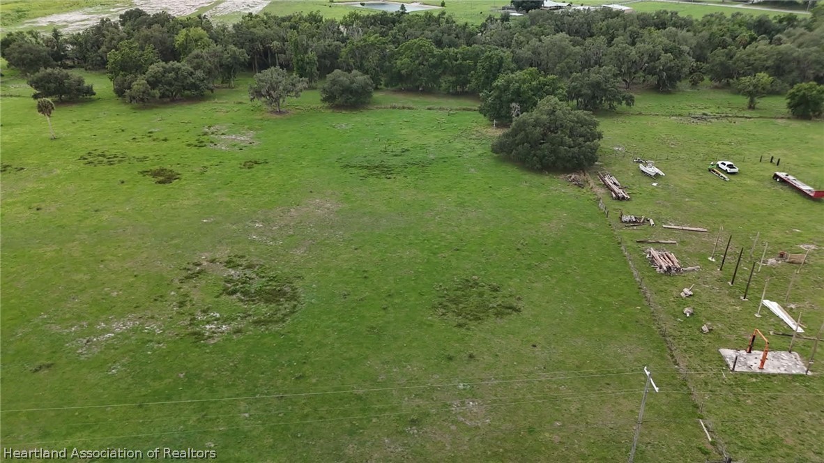 Griffin Road Wauchula, FL 33873 - Photo 10 of 17 a view of an outdoor space and a yard