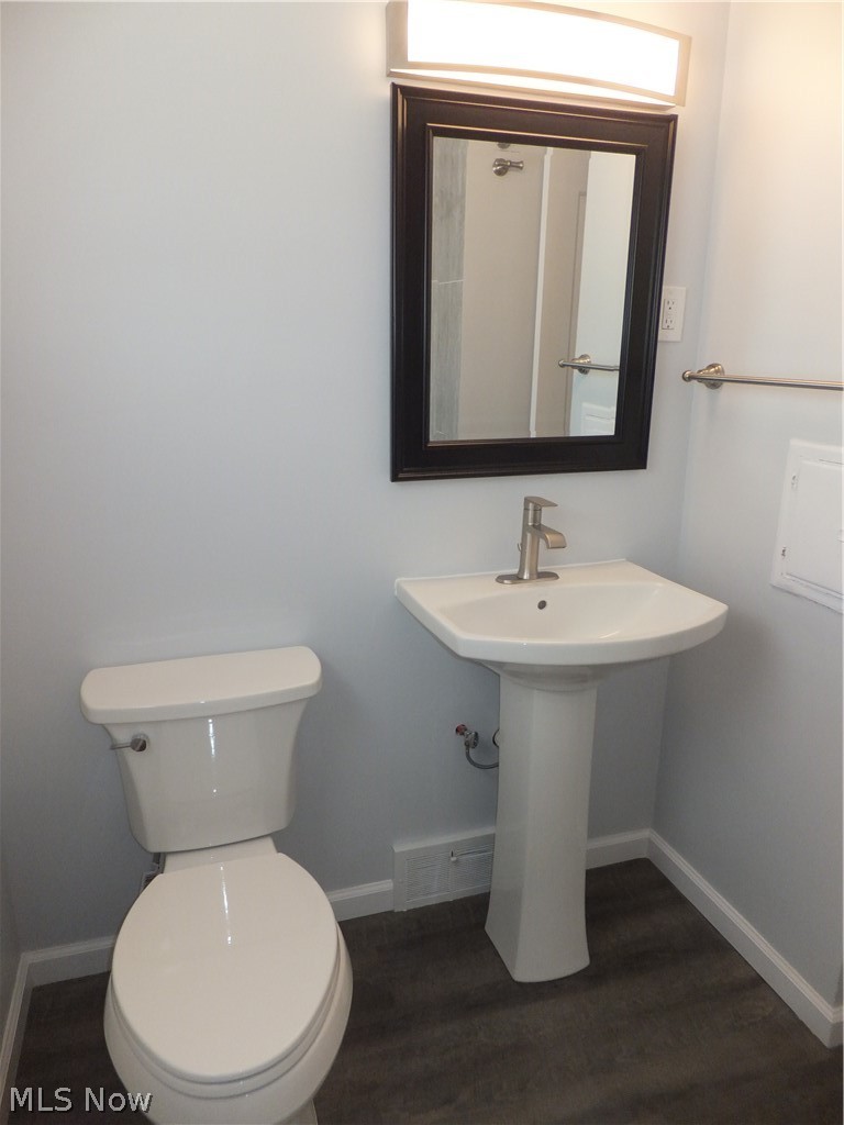 12209 Grannis Road Garfield Heights, OH 44125 - Photo 15 of 32