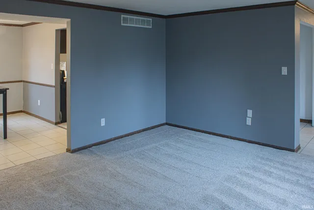 $224,900 | 2712 Rolling Meadows Lane, New Haven, IN 46774