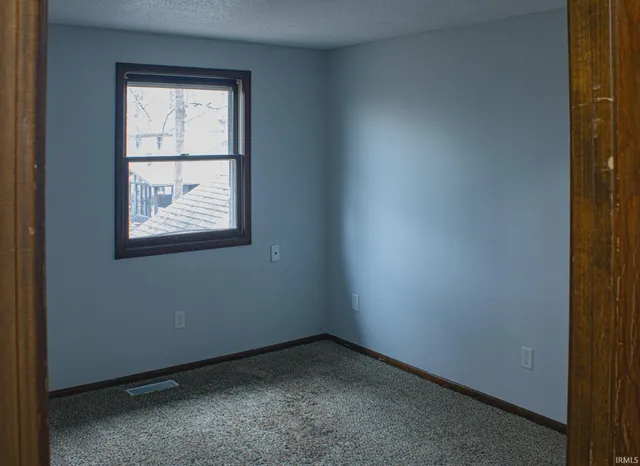 $224,900 | 2712 Rolling Meadows Lane, New Haven, IN 46774