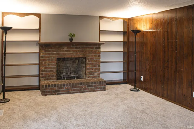 $224,900 | 2712 Rolling Meadows Lane, New Haven, IN 46774