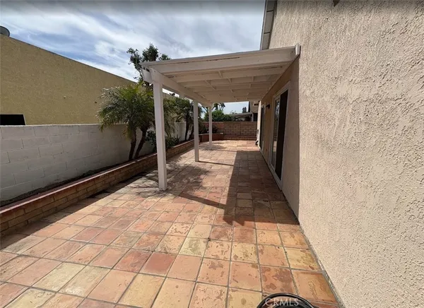 $3,300 | 14053 Bluewood Drive, Fontana, CA 92337