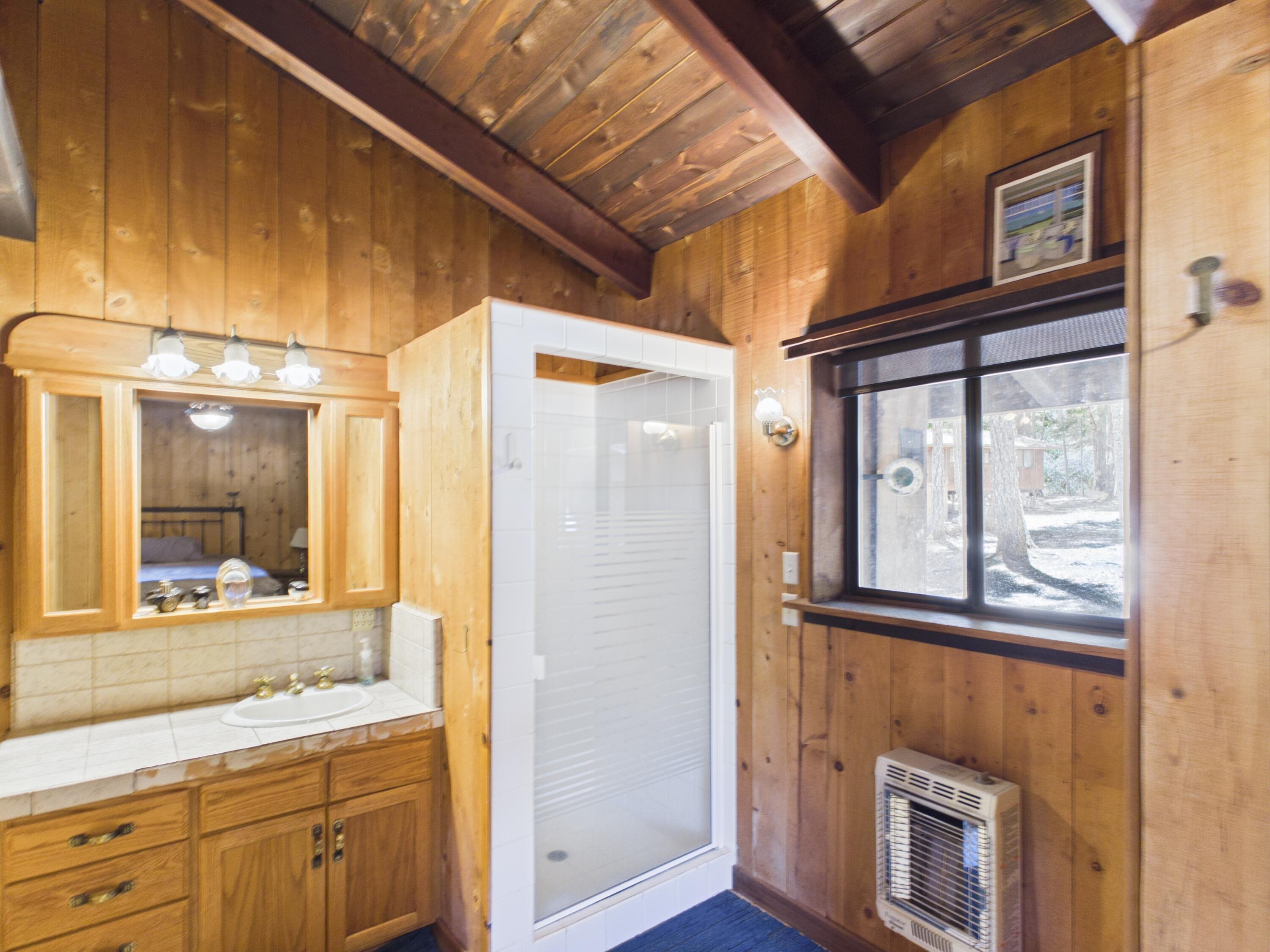 11551 Drewry Road Garberville, CA 95542 - Photo 41 of 87