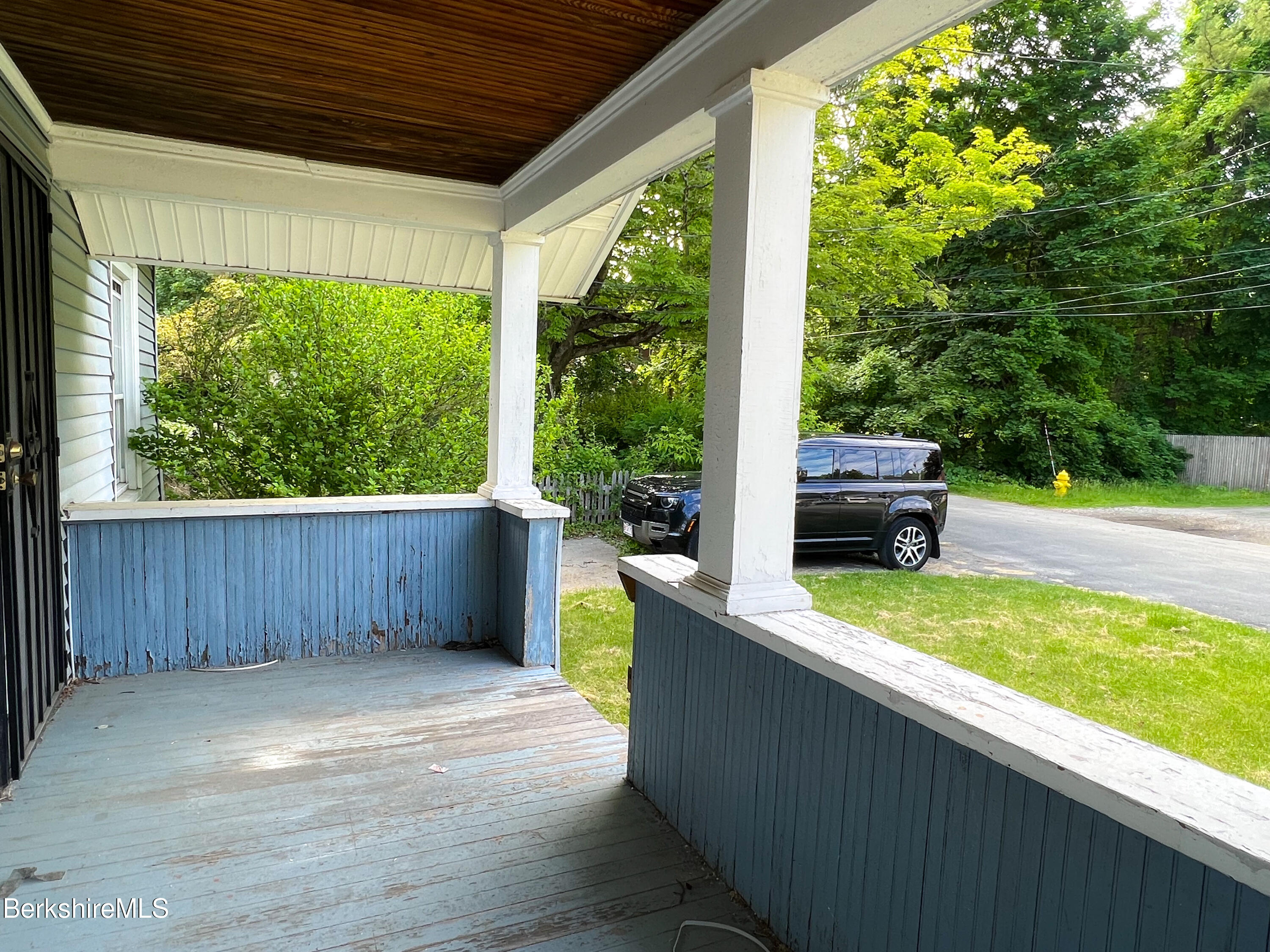 100 Boylston Street Pittsfield, MA 01201 - Photo 8 of 32 a view of balcony with furniture