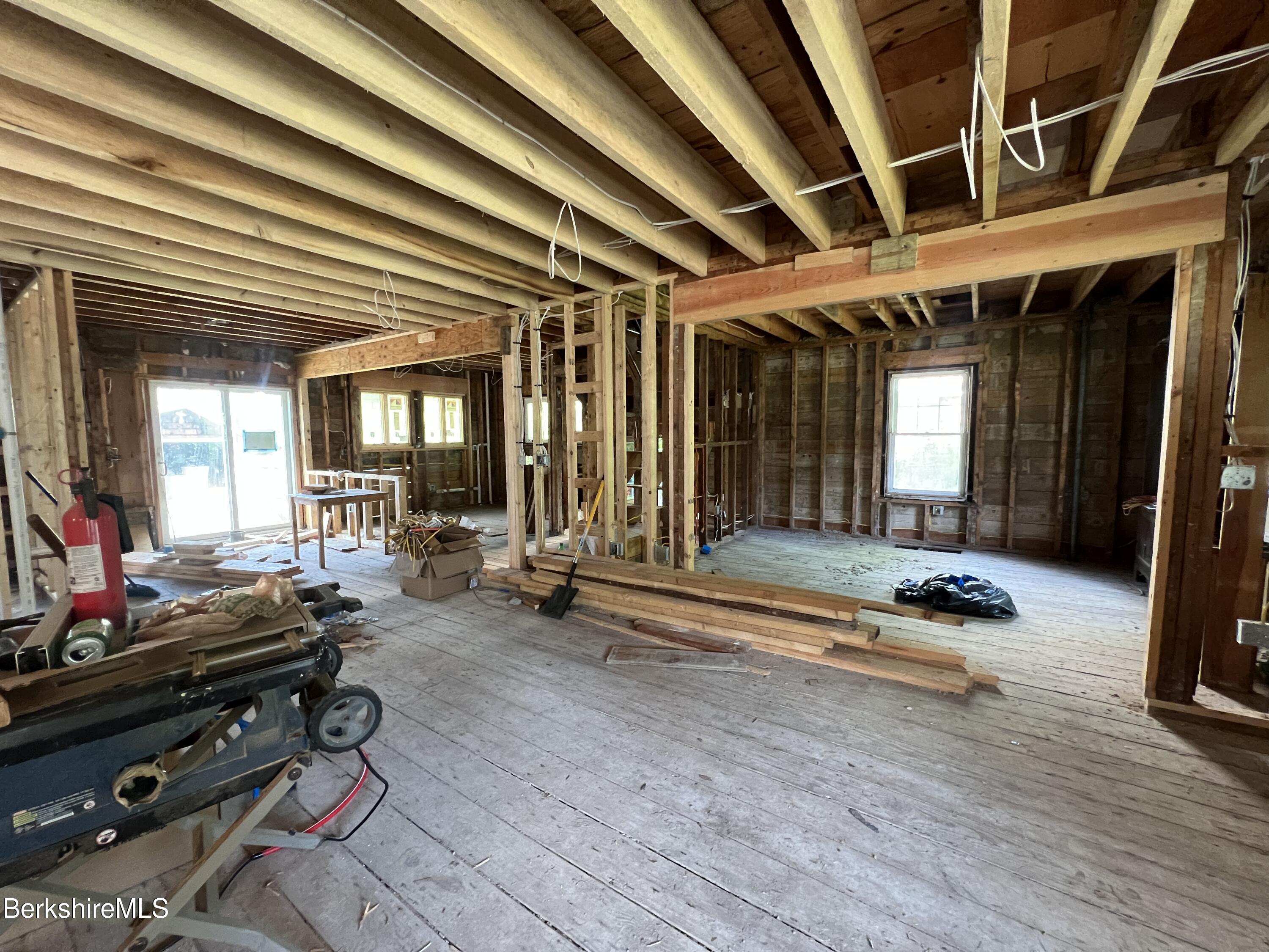 100 Boylston Street Pittsfield, MA 01201 - Photo 10 of 32 a outdoor space with lots of furniture and a couch