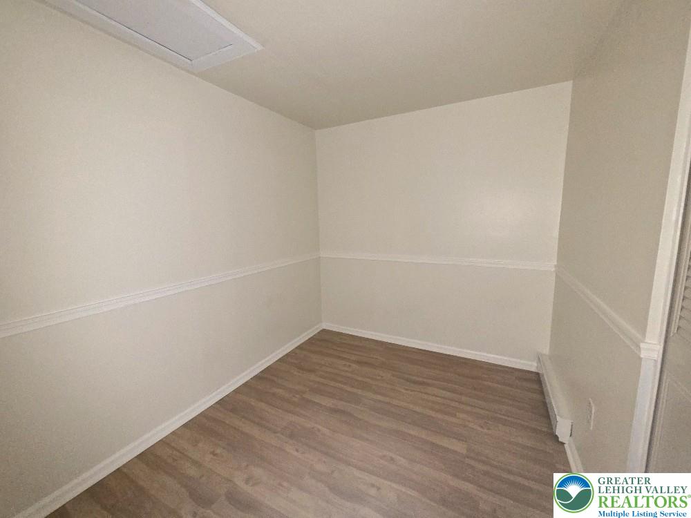 1749 Schoenersville Road Bethlehem, PA 18018 - Photo 13 of 19