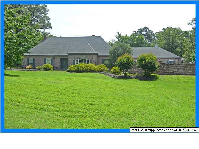 3860 McIngvale Road Hernando, MS 38632 - Photo 1 of 27 Primary Photo