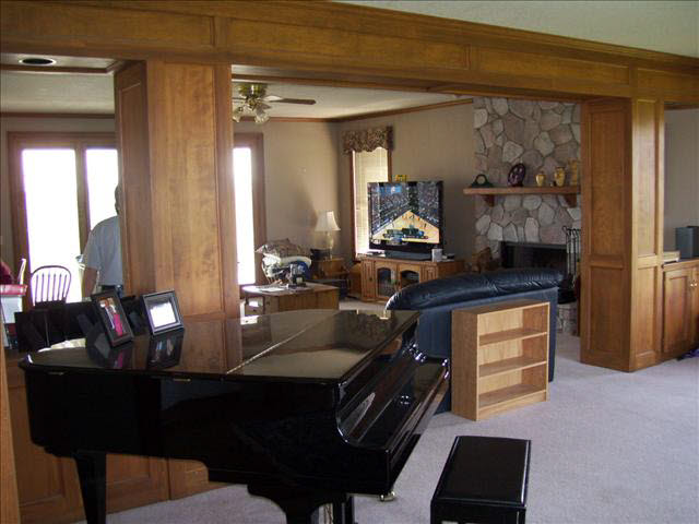 4611 Newport Road Newport, MI 48166 - Photo 5 of 19 20085856-4.JPG