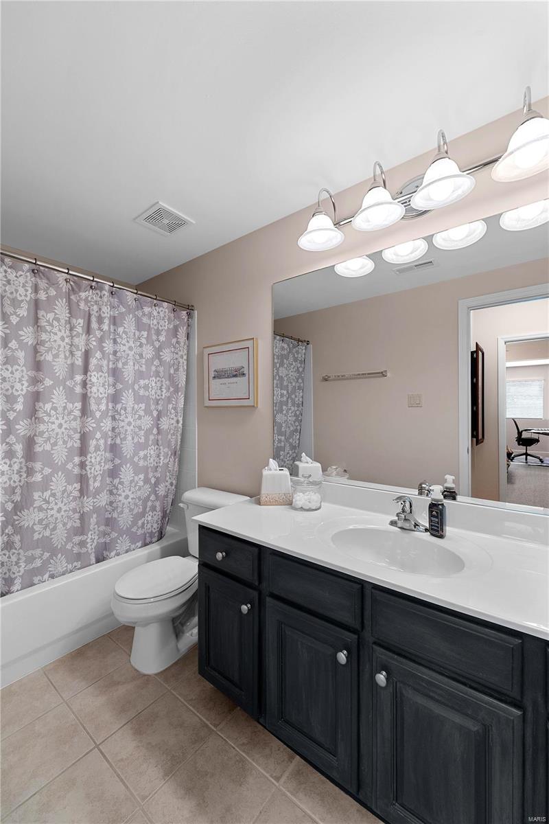 1538 Dietrich Chase Lane Ballwin, MO 63021 - Photo 17 of 24