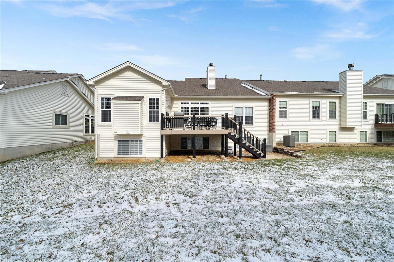 1538 Dietrich Chase Lane Ballwin, MO 63021 - Photo 3 of 24