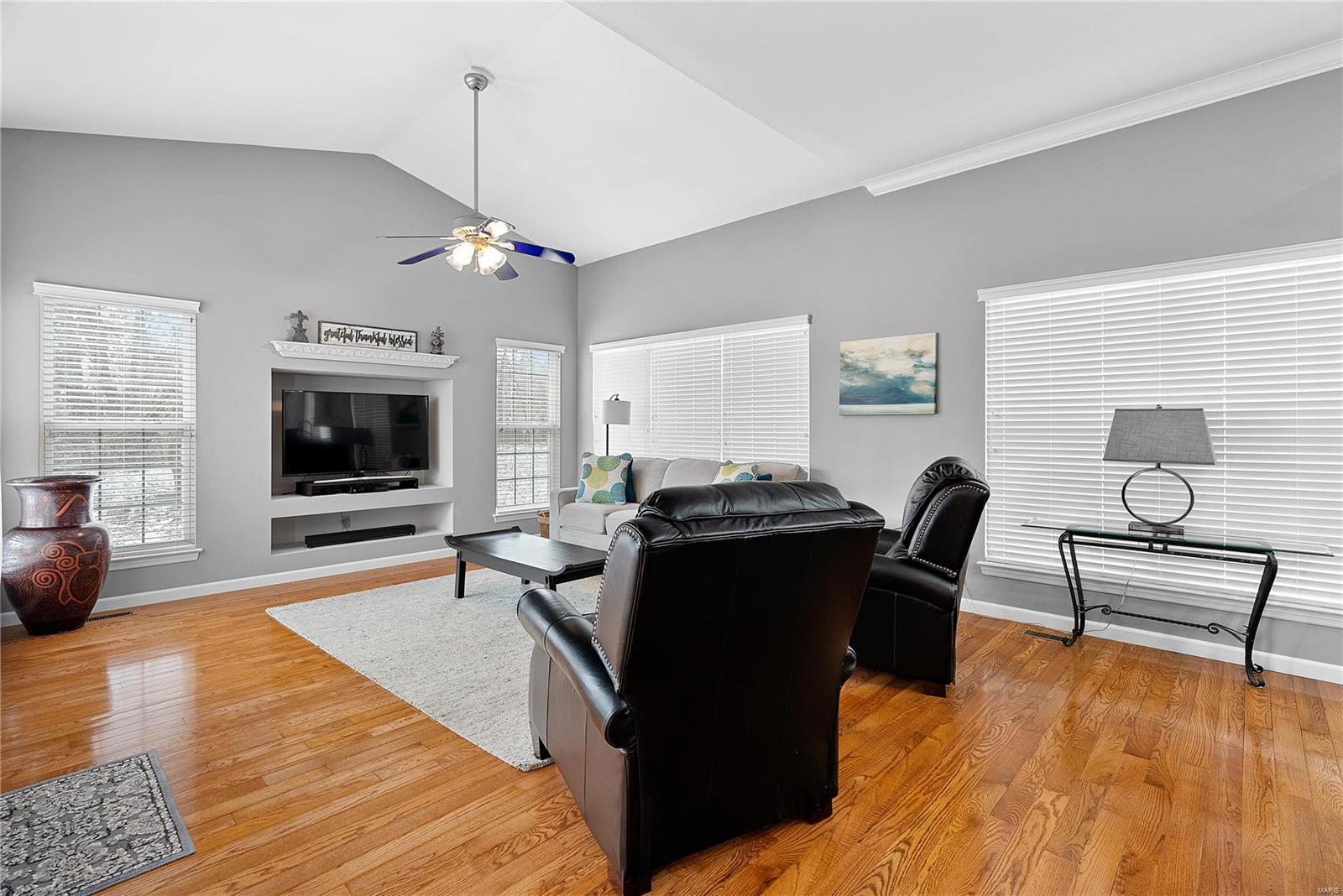 1538 Dietrich Chase Lane Ballwin, MO 63021 - Photo 8 of 24