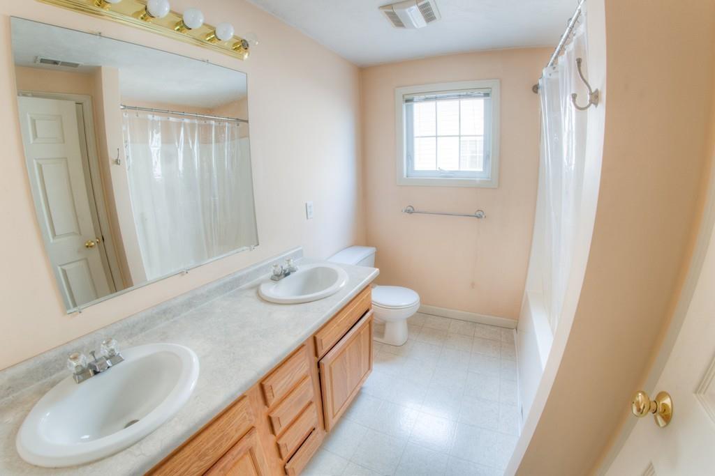 19 Frongillo Farm Road Worcester, MA 01604 - Photo 11 of 15 Gallery Image 11