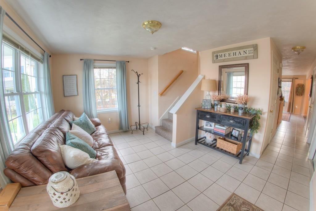 19 Frongillo Farm Road Worcester, MA 01604 - Photo 3 of 15 Gallery Image 3