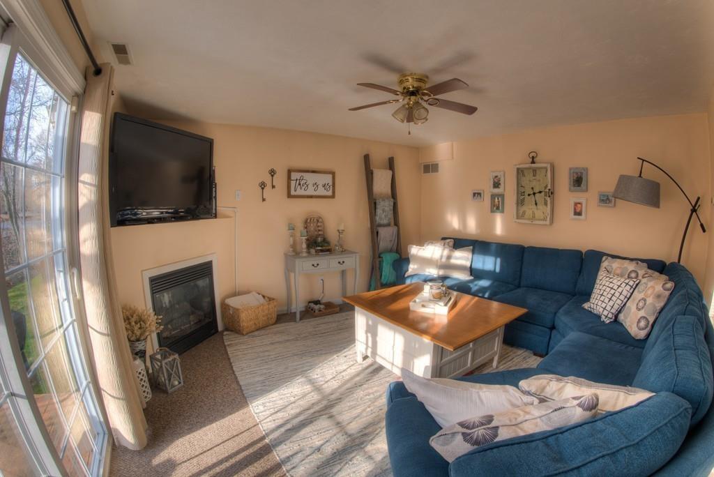 19 Frongillo Farm Road Worcester, MA 01604 - Photo 4 of 15 Gallery Image 4