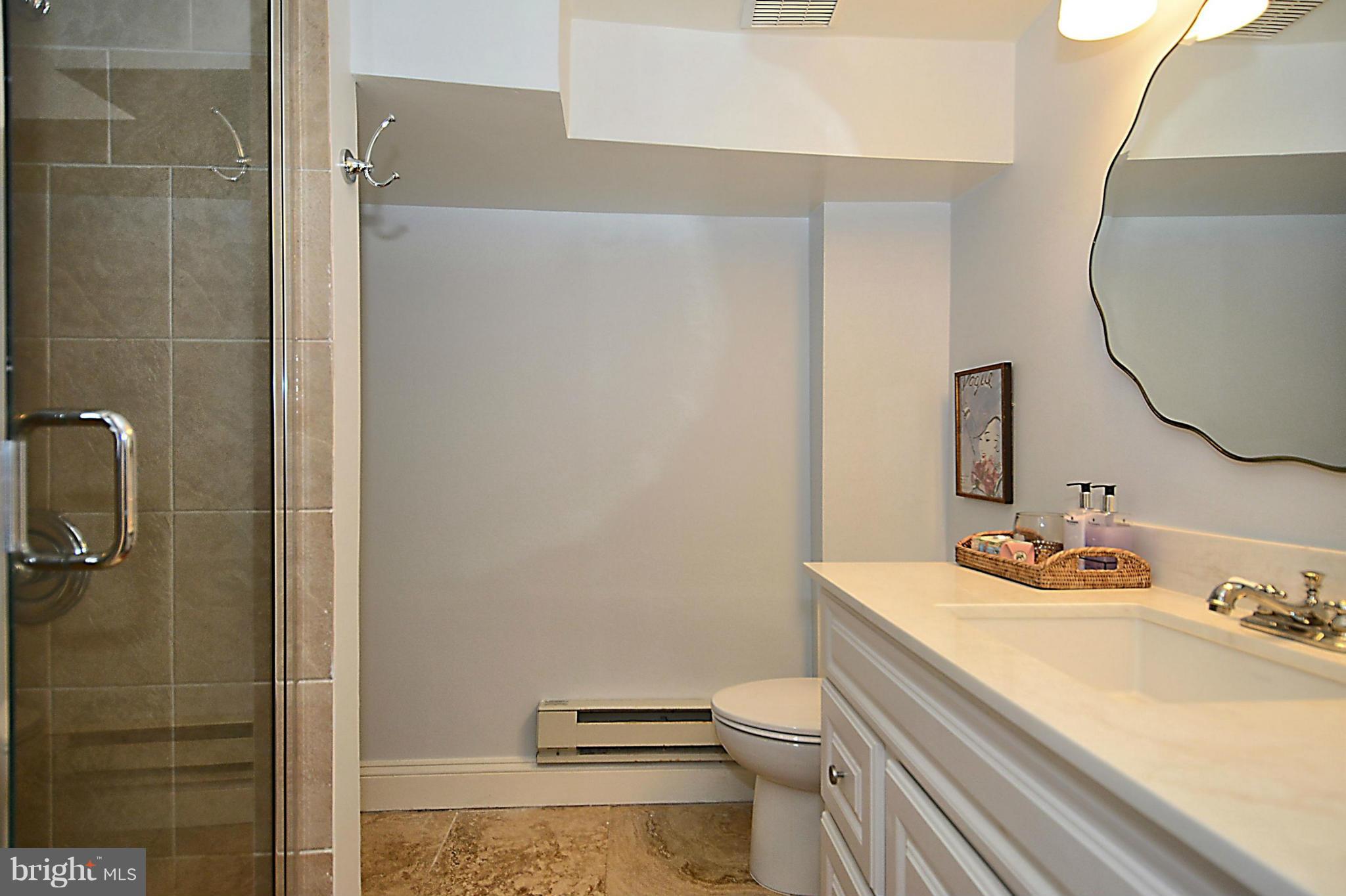 614 9th Street Northeast Washington, DC 20002 - Photo 29 of 29 Bath