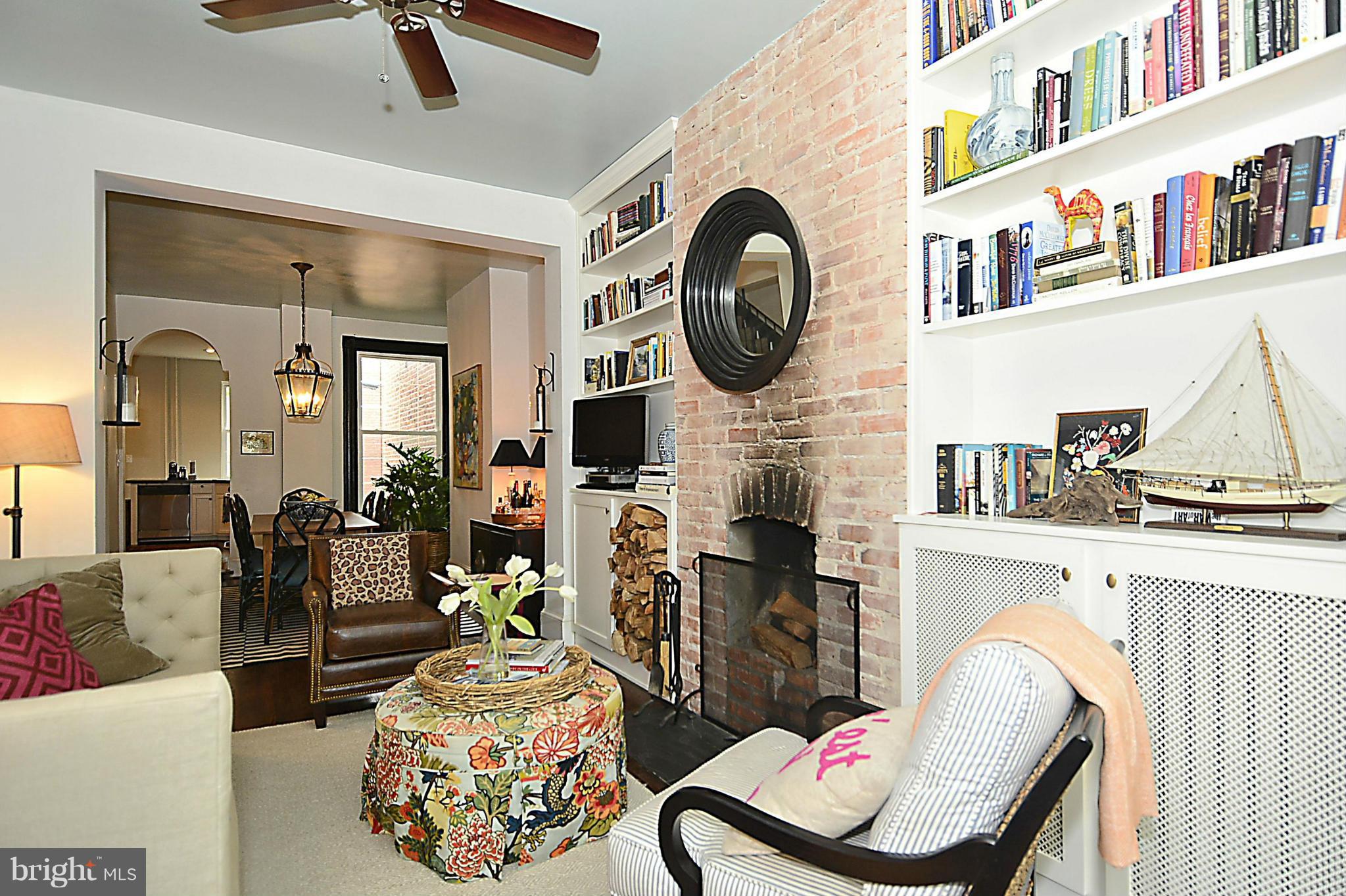 614 9th Street Northeast Washington, DC 20002 - Photo 5 of 29 Living Room