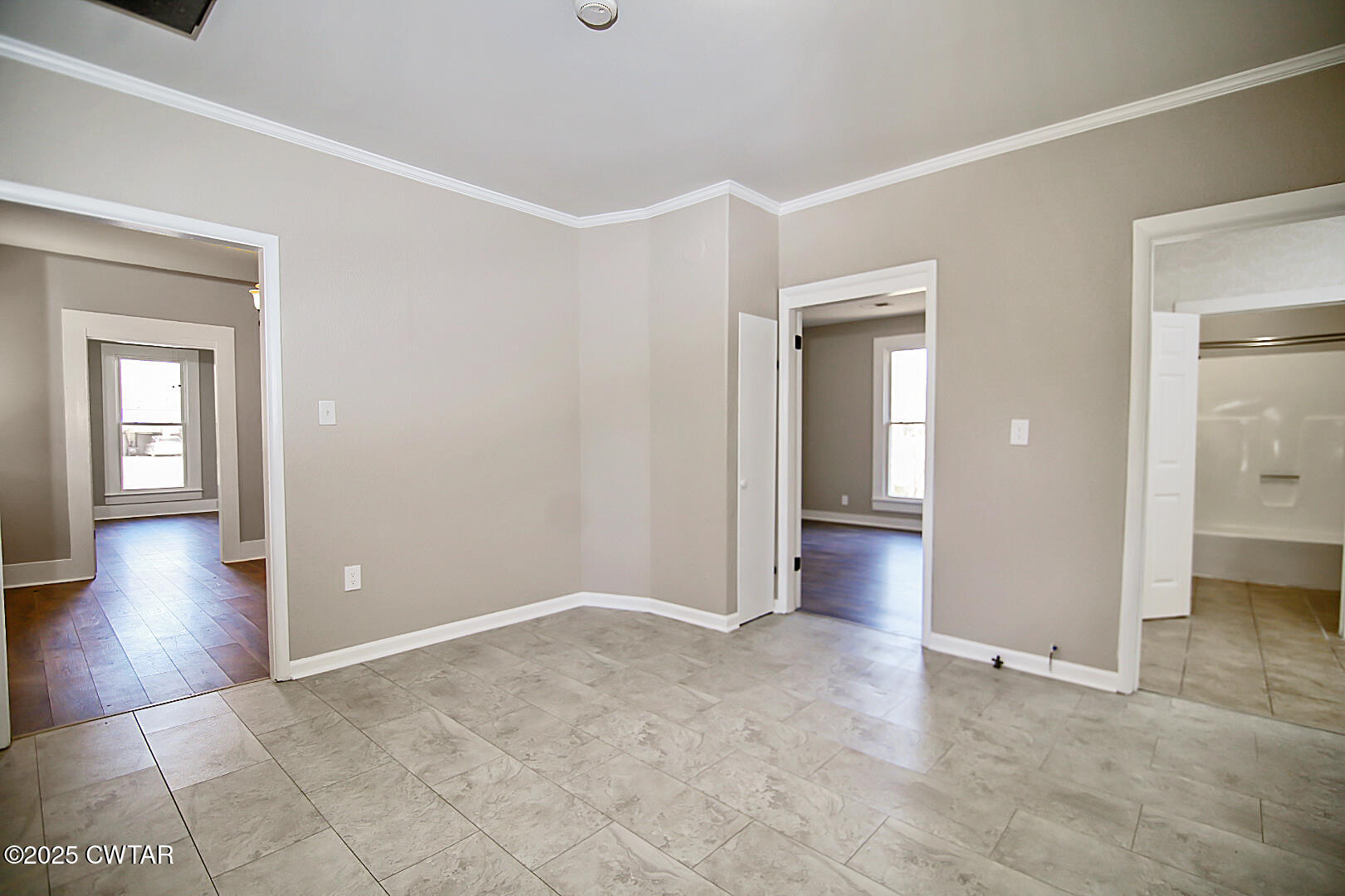 2354 Beech Bluff Road Jackson, TN 38301 - Photo 8 of 18 a view of a hallway with wooden floor and closet
