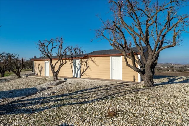 $3,300,000 | 5495 Vista Serrano, Paso Robles, CA 93446