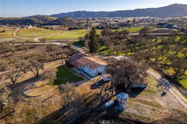 $3,300,000 | 5495 Vista Serrano, Paso Robles, CA 93446