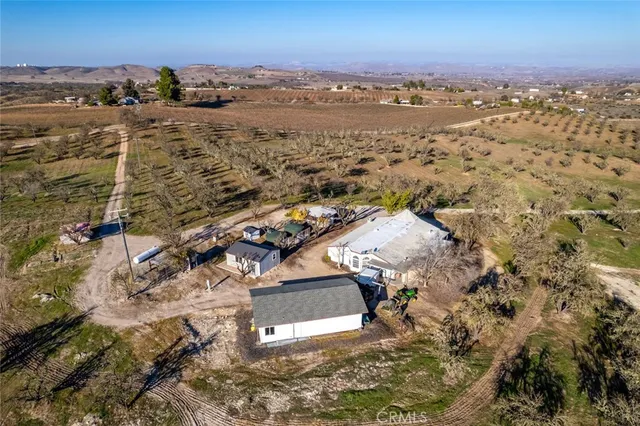 $3,300,000 | 5495 Vista Serrano, Paso Robles, CA 93446