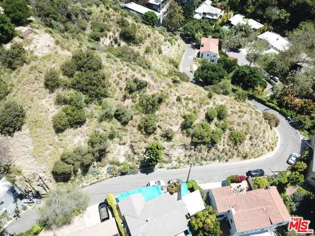a picture of a bench in a house