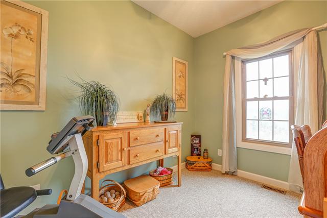 906 Swindle Road Lafayette, TN 37083 - Photo 7 of 21 This office is perfect for working from home!