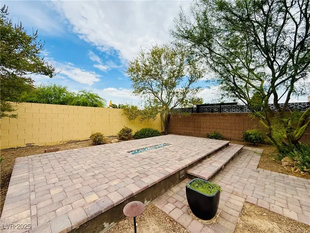 $3,550 | 3777 Gershon Court, Las Vegas, NV 89121