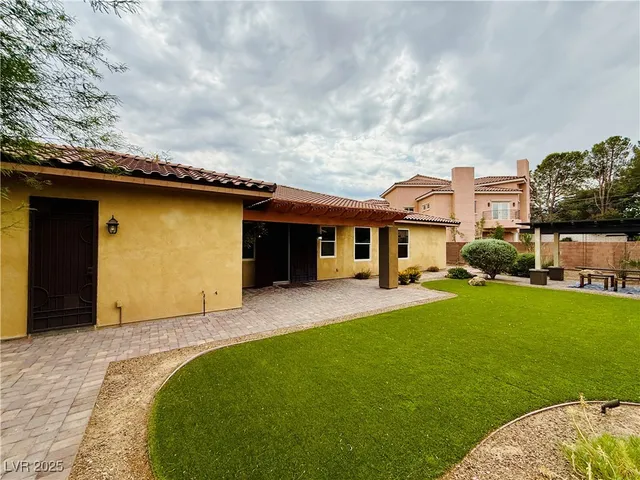 $3,550 | 3777 Gershon Court, Las Vegas, NV 89121