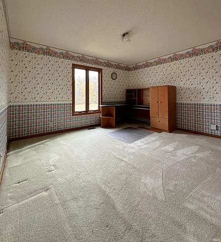 $474,500 | 6587 West Pine Tree Lane, Owensville, IN 47665