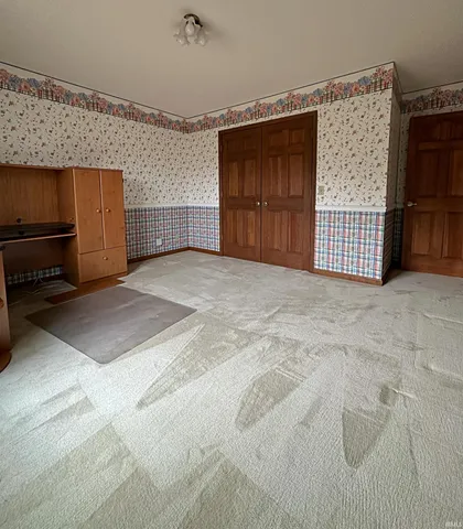 $474,500 | 6587 West Pine Tree Lane, Owensville, IN 47665