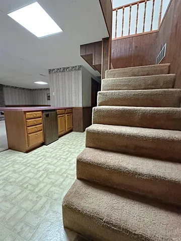 $474,500 | 6587 West Pine Tree Lane, Owensville, IN 47665