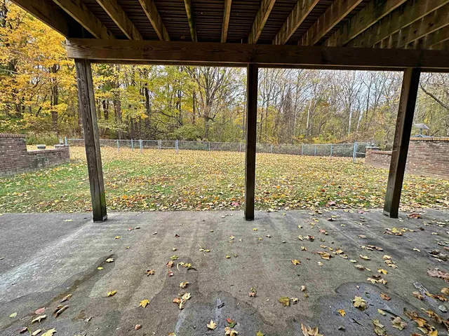 $474,500 | 6587 West Pine Tree Lane, Owensville, IN 47665