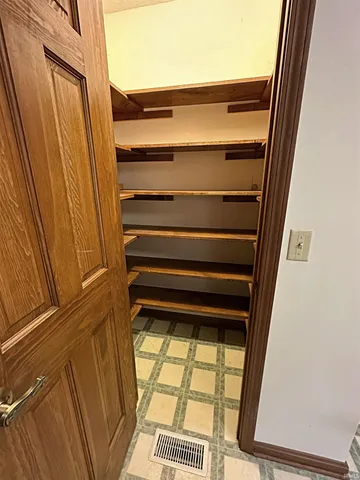 $474,500 | 6587 West Pine Tree Lane, Owensville, IN 47665