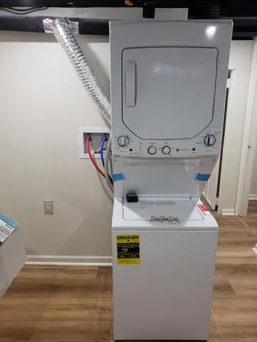 $2,650 | 1053 Pine Tree Drive, Ann Arbor, MI 48103