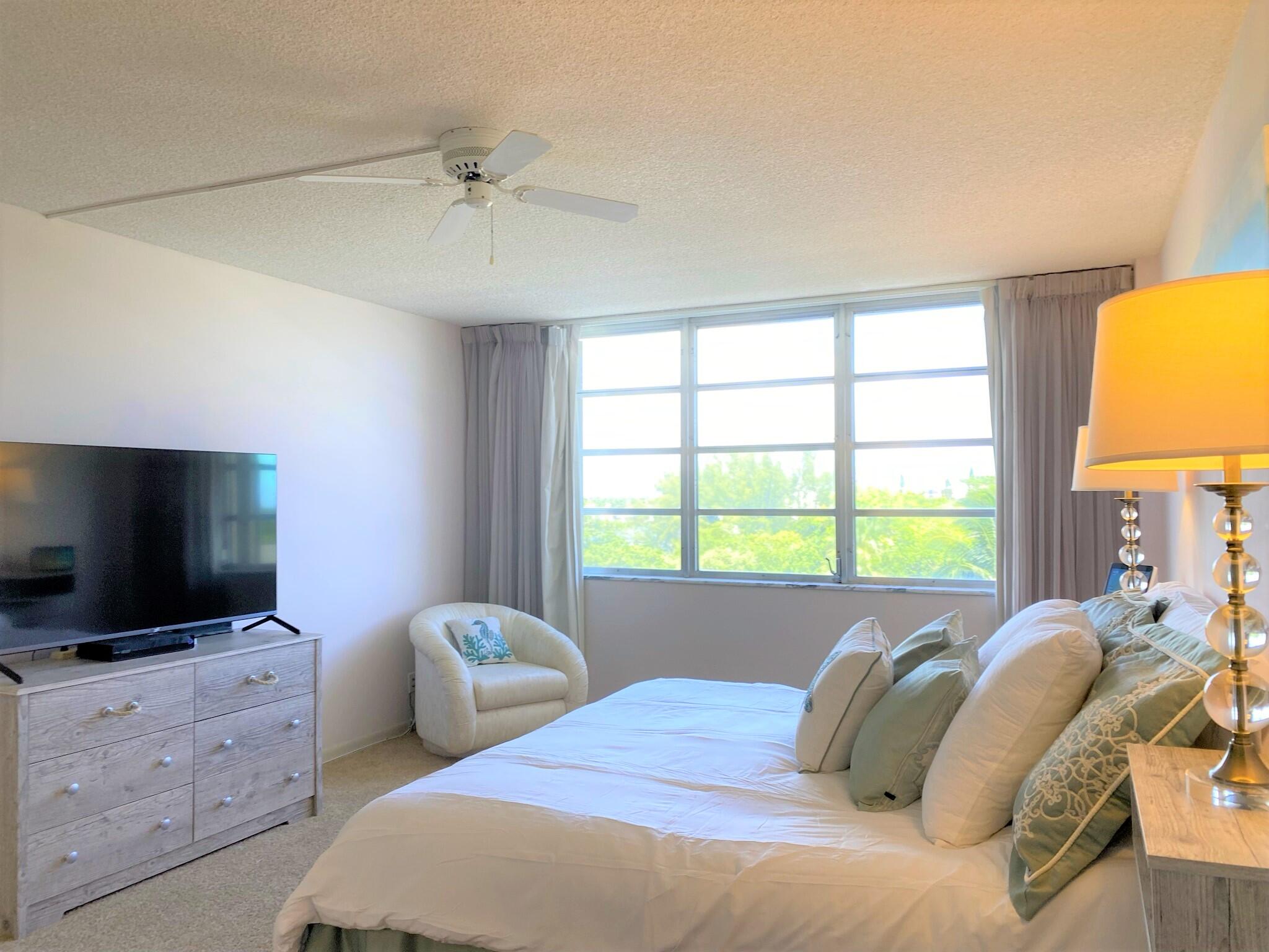 2121 North Ocean Boulevard, Unit 608W Boca Raton, FL 33431 - Photo 23 of 62 Master Bedroom