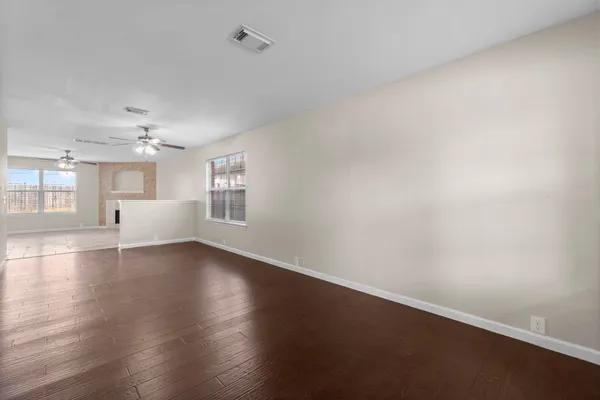 $2,295 | 511 Cypresswood Knoll, Spring, TX 77373