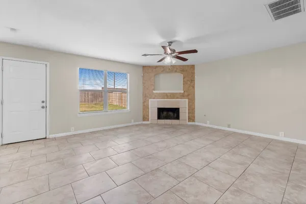 $2,295 | 511 Cypresswood Knoll, Spring, TX 77373