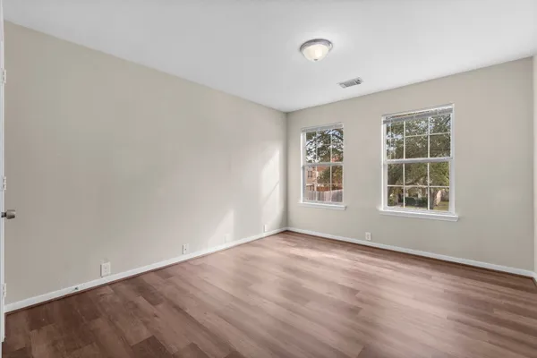 $2,295 | 511 Cypresswood Knoll, Spring, TX 77373