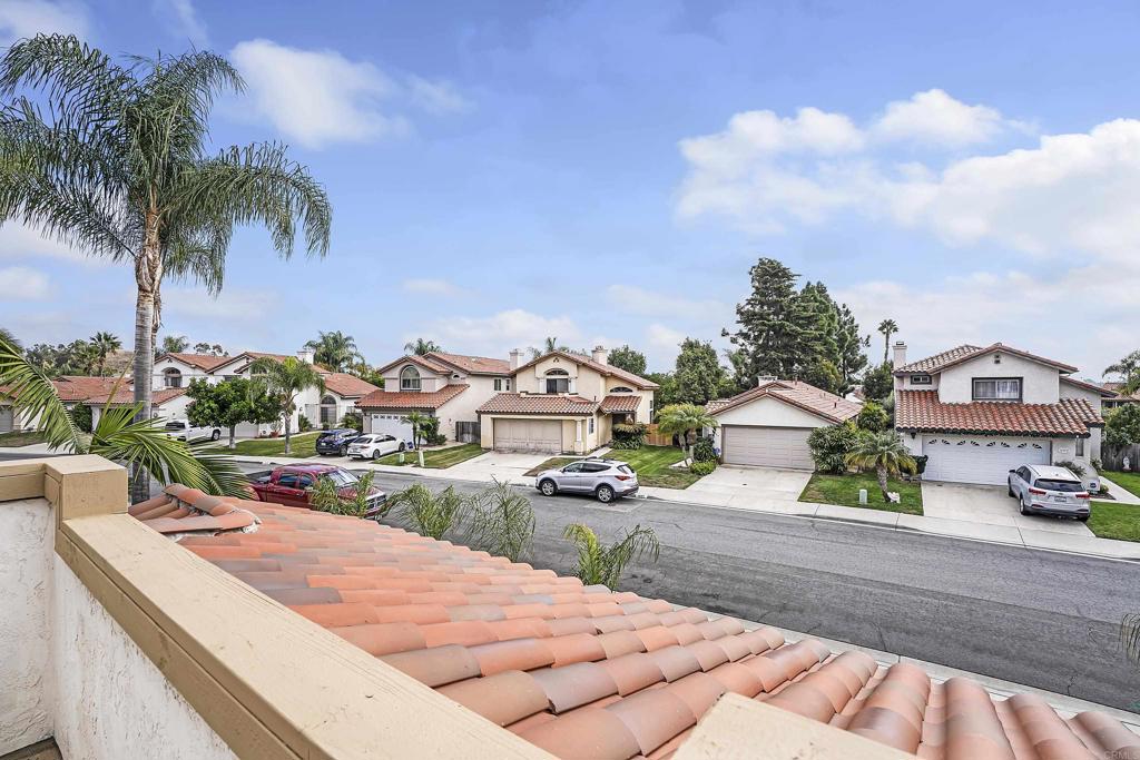 1826 Avenida Sevilla Oceanside, CA 92056 - Photo 28 of 34 an outdoor space with sitting area