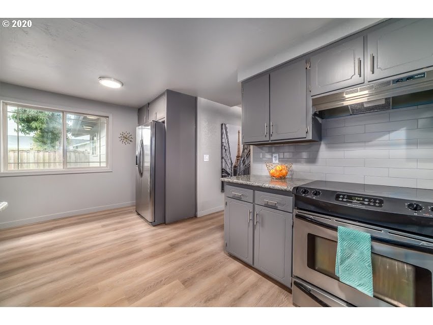 2146 9th Street Springfield, OR 97477 - Photo 14 of 32
